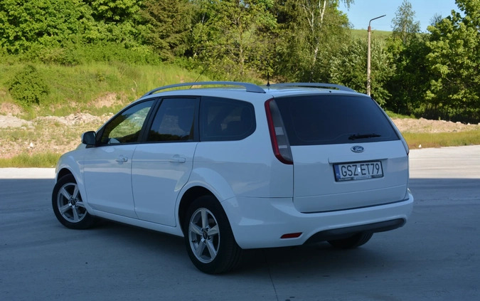 Ford Focus cena 15900 przebieg: 204000, rok produkcji 2009 z Dzierzgoń małe 497